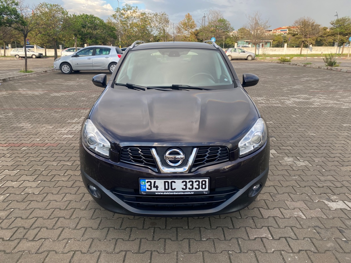 2013 NISSAN QASHQAI 1.6 TEKNA CVT